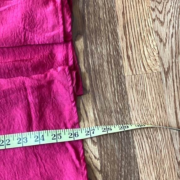 𝅺NWT Burgundy Babydoll Top Size Medium - Picture 11 of 11